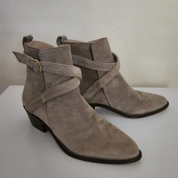 Banana Republic Stella Bootie 8.5 - Picture 1 of 4